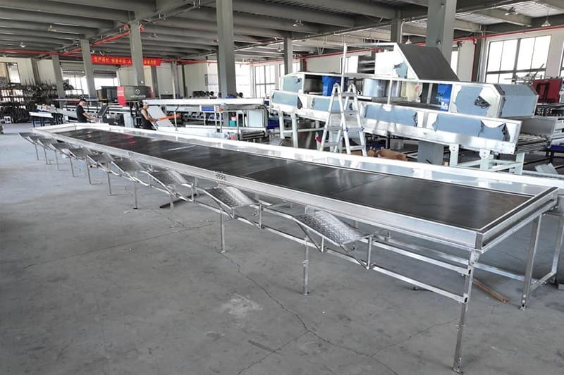 images/1741145395971Mesa de envasado de frutas.jpg